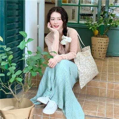 女人河